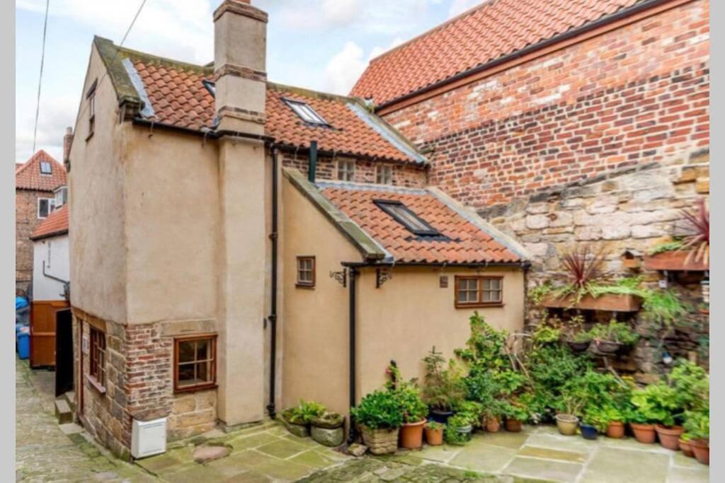 The Cow House - In The Heart Of Whitby Villa Екстериор снимка